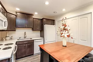 36510 Mountain Hwy E, Eatonville, WA 98328 - Photo 21