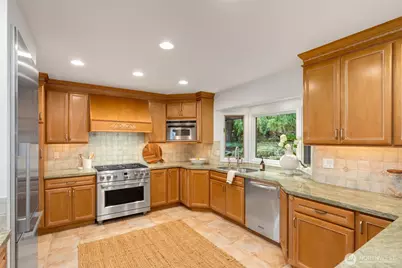 5601 43rd Avenue W, Seattle, WA 98199 - Photo 11
