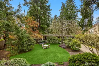 794 Madison Avenue N #BLDG A, Bainbridge Island, WA 98110 - Photo 11