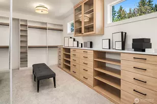 9812 NE 31st St, Bellevue, WA 98004 - Photo 23