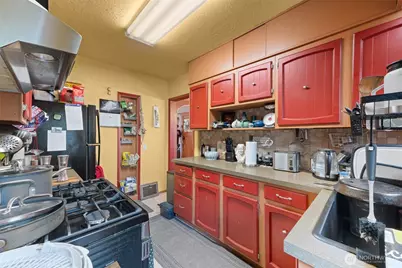 1407 Thurston Avenue NE, Olympia, WA 98506 - Photo 11