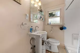 1407 Thurston Ave NE, Olympia, WA 98506 - Photo 15