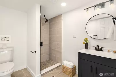 935 N 92nd Street, Seattle, WA 98103 - Photo 31