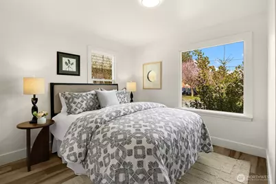 935 N 92nd Street, Seattle, WA 98103 - Photo 11