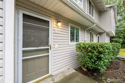 18910 Bothell Everett Highway #N2, Bothell, WA 98012 - Photo 3