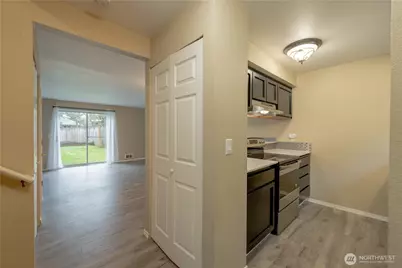 18910 Bothell Everett Highway #N2, Bothell, WA 98012 - Photo 7