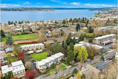 6527 106th Avenue NE #10, Kirkland, WA 98033 - Photo 3