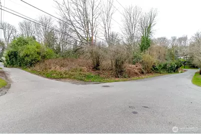 12613 35th Avenue S, Tukwila, WA 98168 - Photo 3