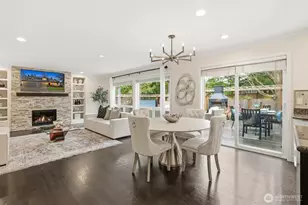 928 271st Ave SE, Sammamish, WA 98075 - Photo 13