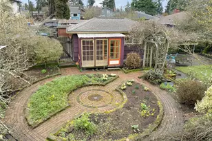 11249 Fremont Ave N, Seattle, WA 98133 - Photo 25