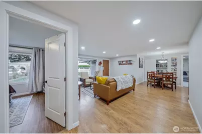 14219 SE 259th Place, Kent, WA 98042 - Photo 7