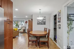 14219 SE 259th Pl, Kent, WA 98042 - Photo 9