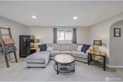 14219 SE 259th Place, Kent, WA 98042 - Photo 17