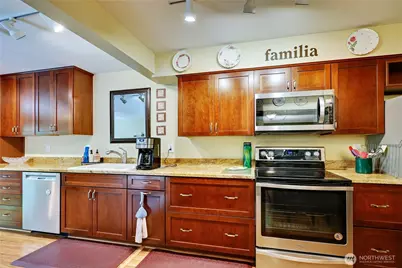 541 Surfcrest Place NE, Poulsbo, WA 98370 - Photo 13