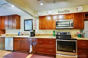 541 Surfcrest Pl NE, Poulsbo, WA 98370 - Photo 13