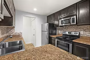 10110 NE 60th St, Kirkland, WA 98033 - Photo 9