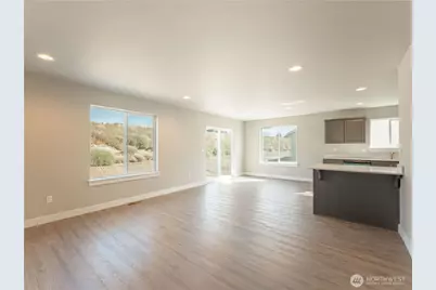 2476 Noah Street SE, East Wenatchee, WA 98802 - Photo 7