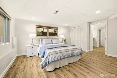 3601 NE 100th Street, Seattle, WA 98125 - Photo 27