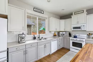 16403 77th Ave Ct E, Puyallup, WA 98375 - Photo 7