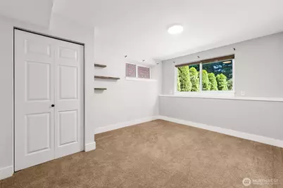 22706 NE 12th Place, Sammamish, WA 98074 - Photo 33