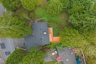 22706 NE 12th Pl, Sammamish, WA 98074 - Photo 33