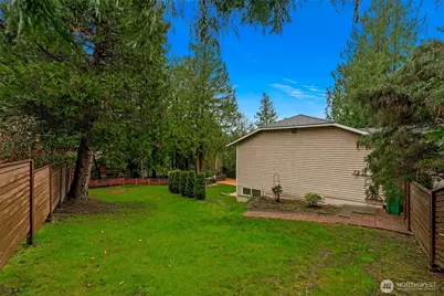 22706 NE 12th Place, Sammamish, WA 98074 - Photo 33