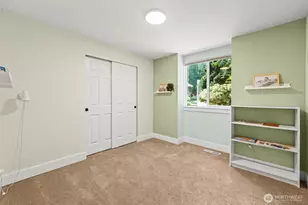 22706 NE 12th Pl, Sammamish, WA 98074 - Photo 19