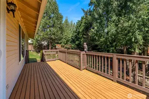 22706 NE 12th Pl, Sammamish, WA 98074 - Photo 35