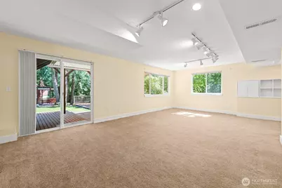 22706 NE 12th Place, Sammamish, WA 98074 - Photo 25