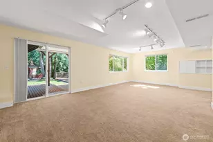 22706 NE 12th Pl, Sammamish, WA 98074 - Photo 25