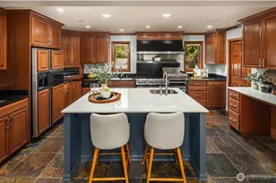 26319 NE 34th St, Redmond, WA 98053 - Photo 11