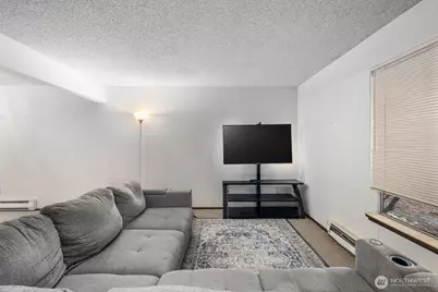 6303 194th Street SW, Lynnwood, WA 98036 - Photo 9