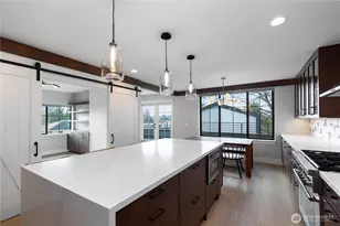 10715 2nd Ave NW, Seattle, WA 98177 - Photo 9