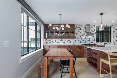 10715 2nd Avenue NW, Seattle, WA 98177 - Photo 11