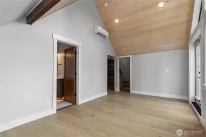 10715 2nd Avenue NW, Seattle, WA 98177 - Photo 27