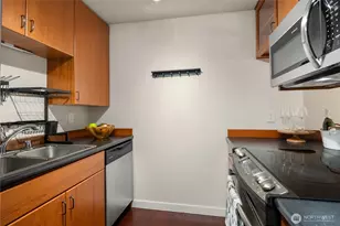 7309 Sand Point Way NE, Seattle, WA 98115 - Photo 11