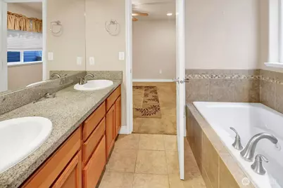 814 E Kellogg Road, Bellingham, WA 98226 - Photo 19