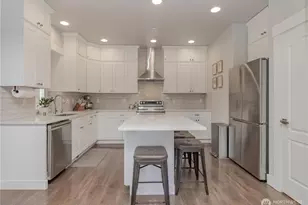 9409 9th Ave Ct E, Tacoma, WA 98445 - Photo 13