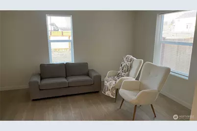 8518 9th Ave E, Tacoma, WA 98445 - Photo 11