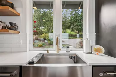 505 Michelle Drive, Camano Island, WA 98282 - Photo 11