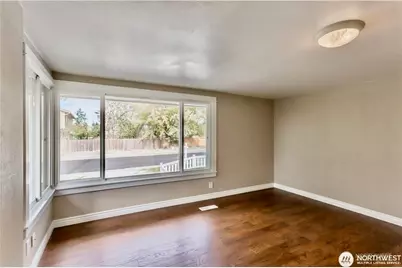 2241 S 252nd Street, Des Moines, WA 98198 - Photo 15