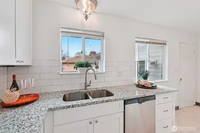 10316 Becker Drive SW, Lakewood, WA 98499 - Photo 13