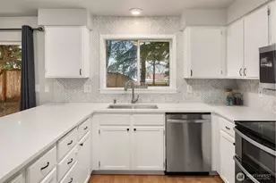 12008 SE 218th Pl, Kent, WA 98031 - Photo 11