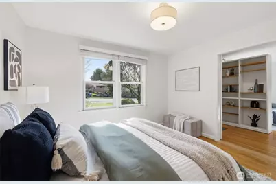10409 39th Avenue SW, Seattle, WA 98146 - Photo 17