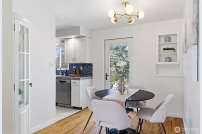 10409 39th Avenue SW, Seattle, WA 98146 - Photo 9