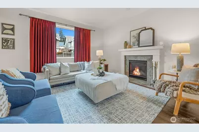 317 204th Place SE, Bothell, WA 98012 - Photo 3