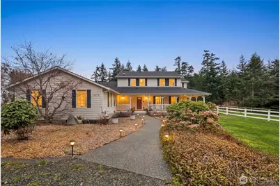 1870 W Cloud Way, Oak Harbor, WA 98277 - Photo 3