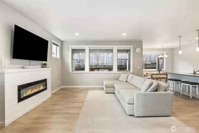 10445 11th Street E, Edgewood, WA 98372 - Photo 5