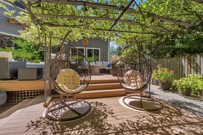 24310 SE 34th Place, Sammamish, WA 98029 - Photo 29