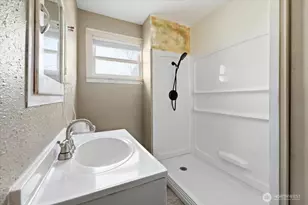 470 2nd St, Chelan Falls, WA 98817 - Photo 17